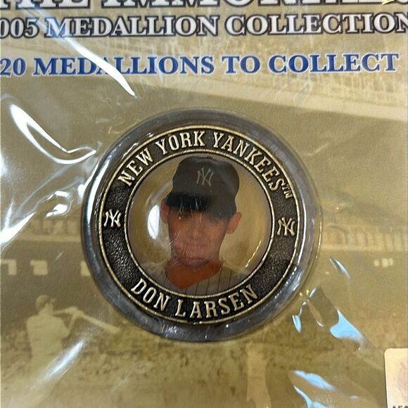 Don Larsen #18 Immortals 2005 Medallion Collection New York Post Yankees Coin - Picture 3 of 5
